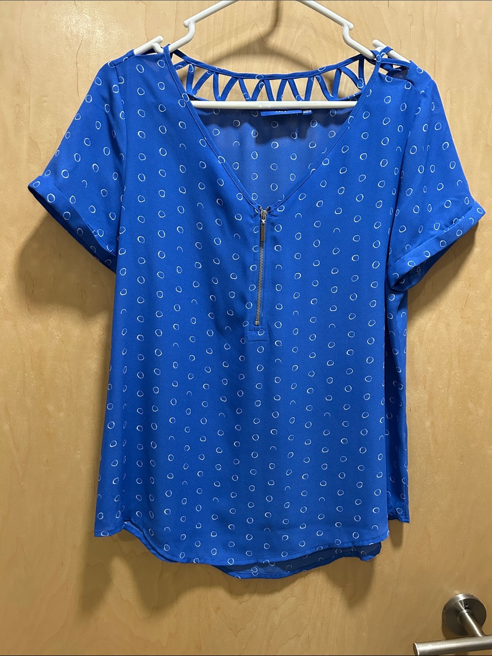Apt. 9 Royal Blue Short-Sleeve V-Neck Top with Front Zip & Lattice Back